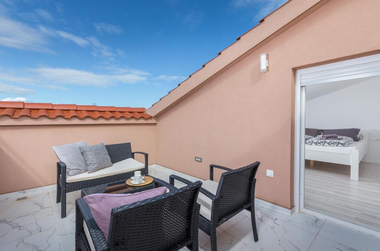 Apartman Knezevic A Фажана Экстерьер фото
